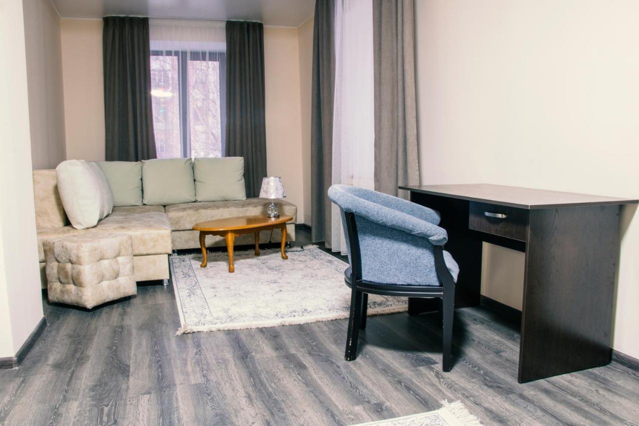 Alplaza Hotel Ust-Kamenogorsk Luaran gambar