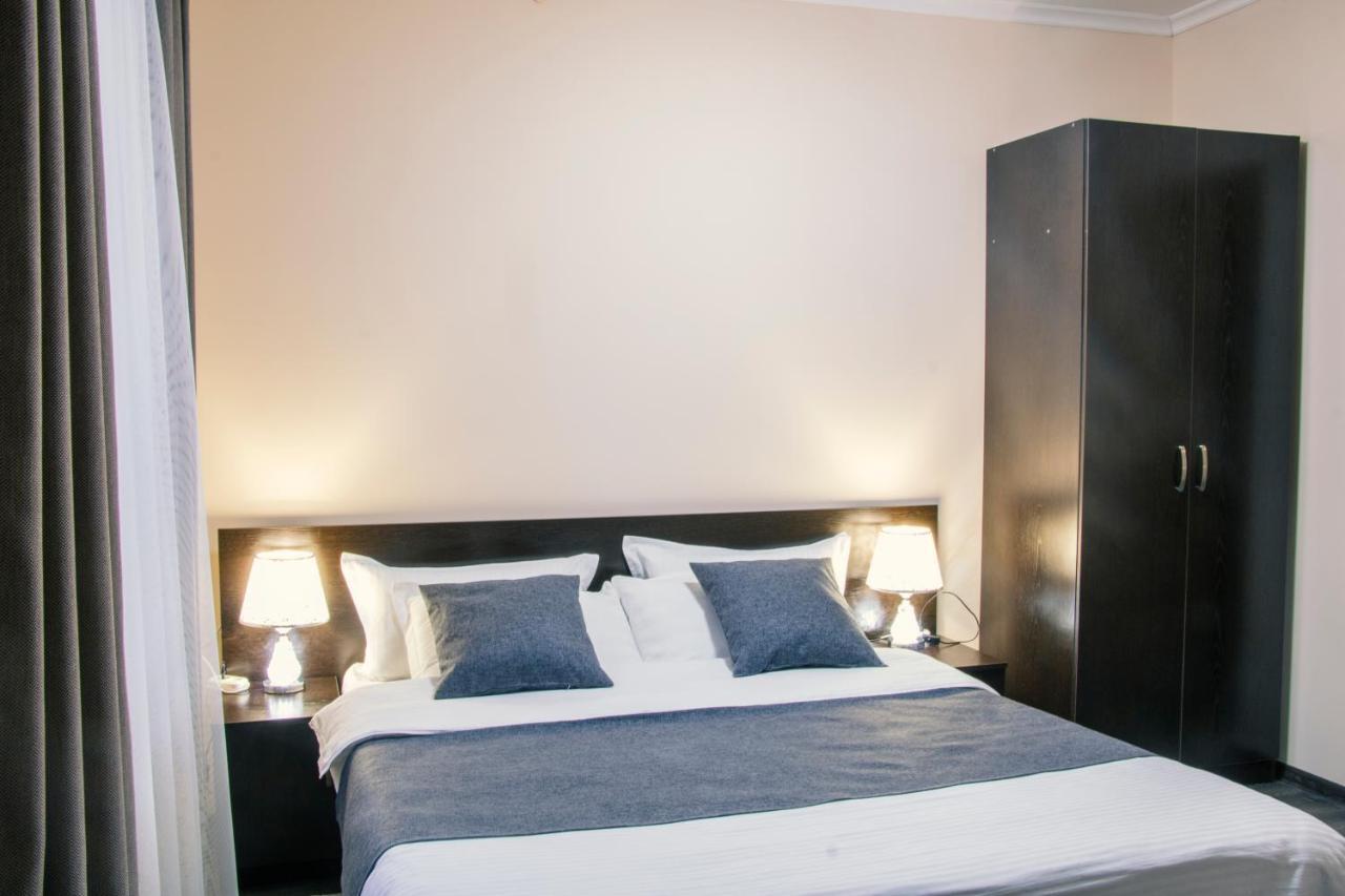 Alplaza Hotel Ust-Kamenogorsk Luaran gambar