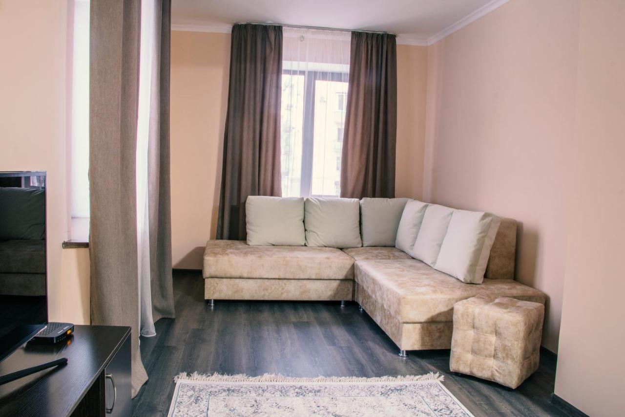 Alplaza Hotel Ust-Kamenogorsk Luaran gambar